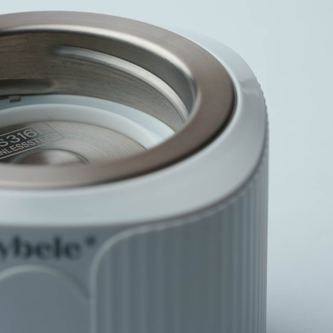 Stellar Portable Baby Bottle Warmer: Baby-safe, chemical-free, with a medical-grade stainless steel heating plate.