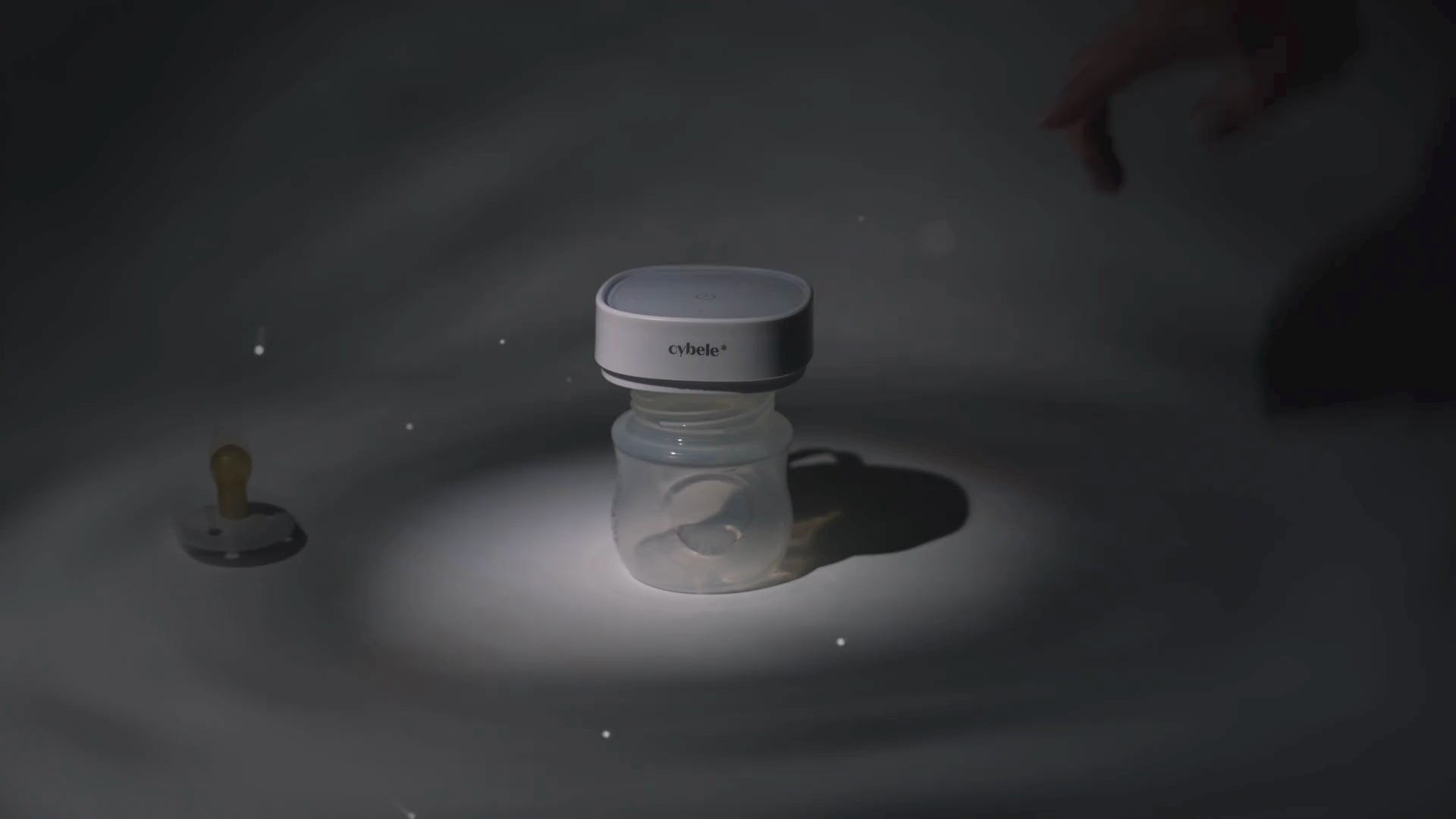 Load video: Lumen™ Portable UV Sterilizer: a powerful and effective way to keep baby essentials germ-free.